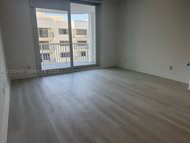 THE CARRIAGE HOUSE CONDO - Residential
