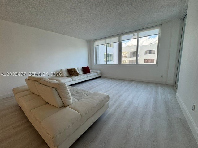 THE CARRIAGE HOUSE CONDO - Residential