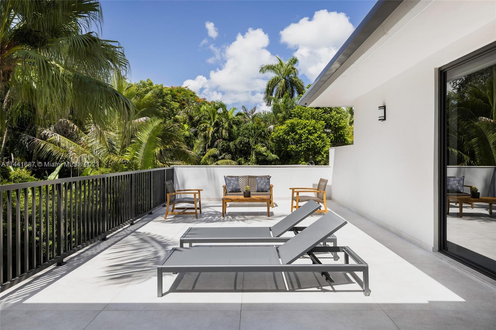 A J DAINO - Residential