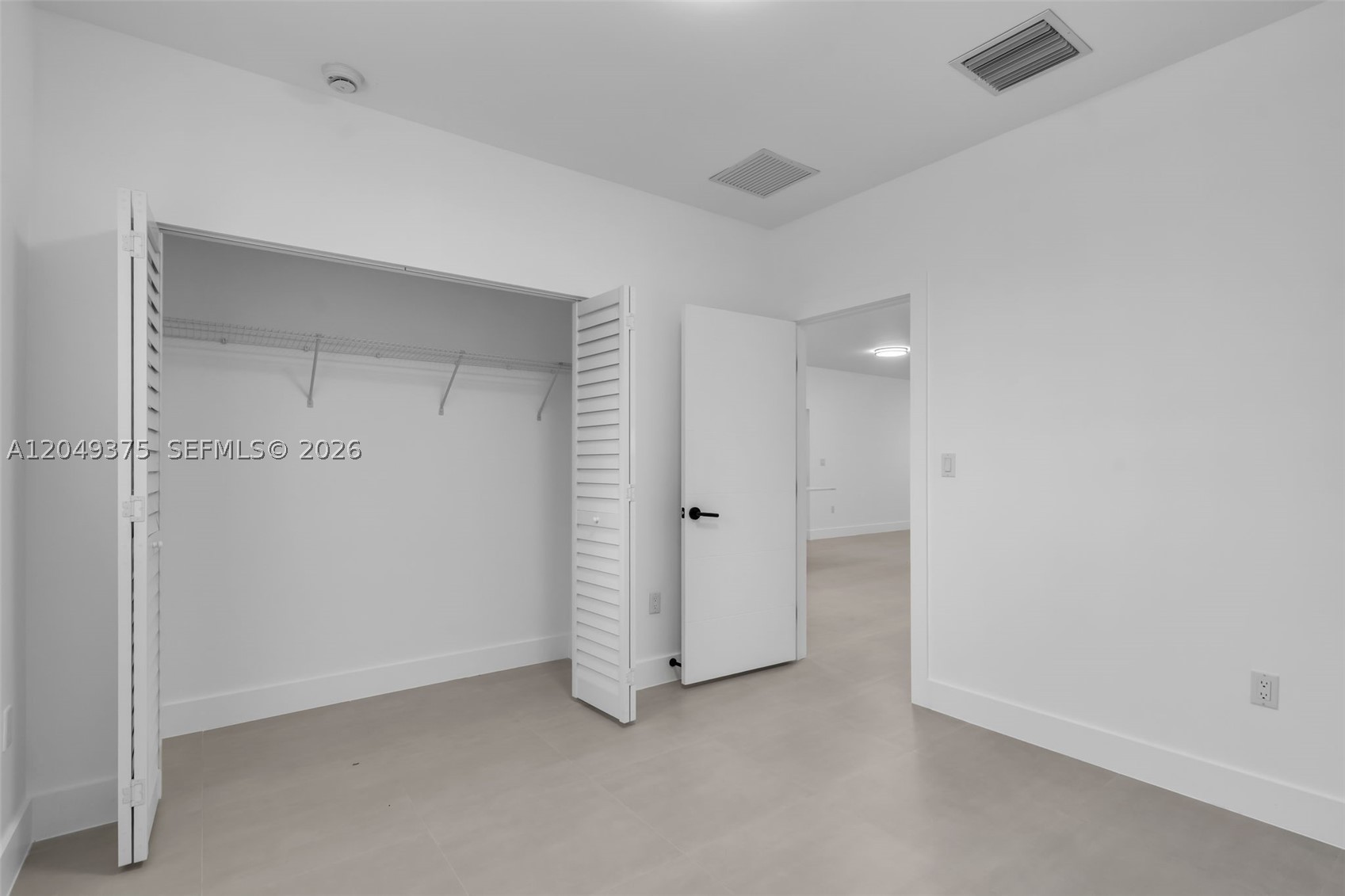 ORANGE RIDGE - Residential Lease