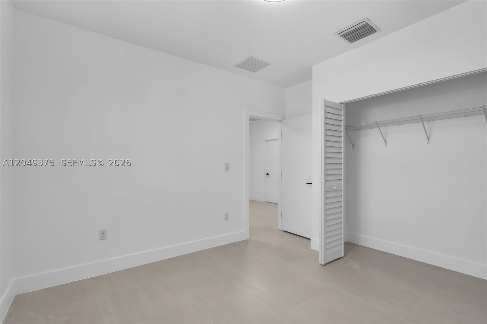 ORANGE RIDGE - Residential Lease
