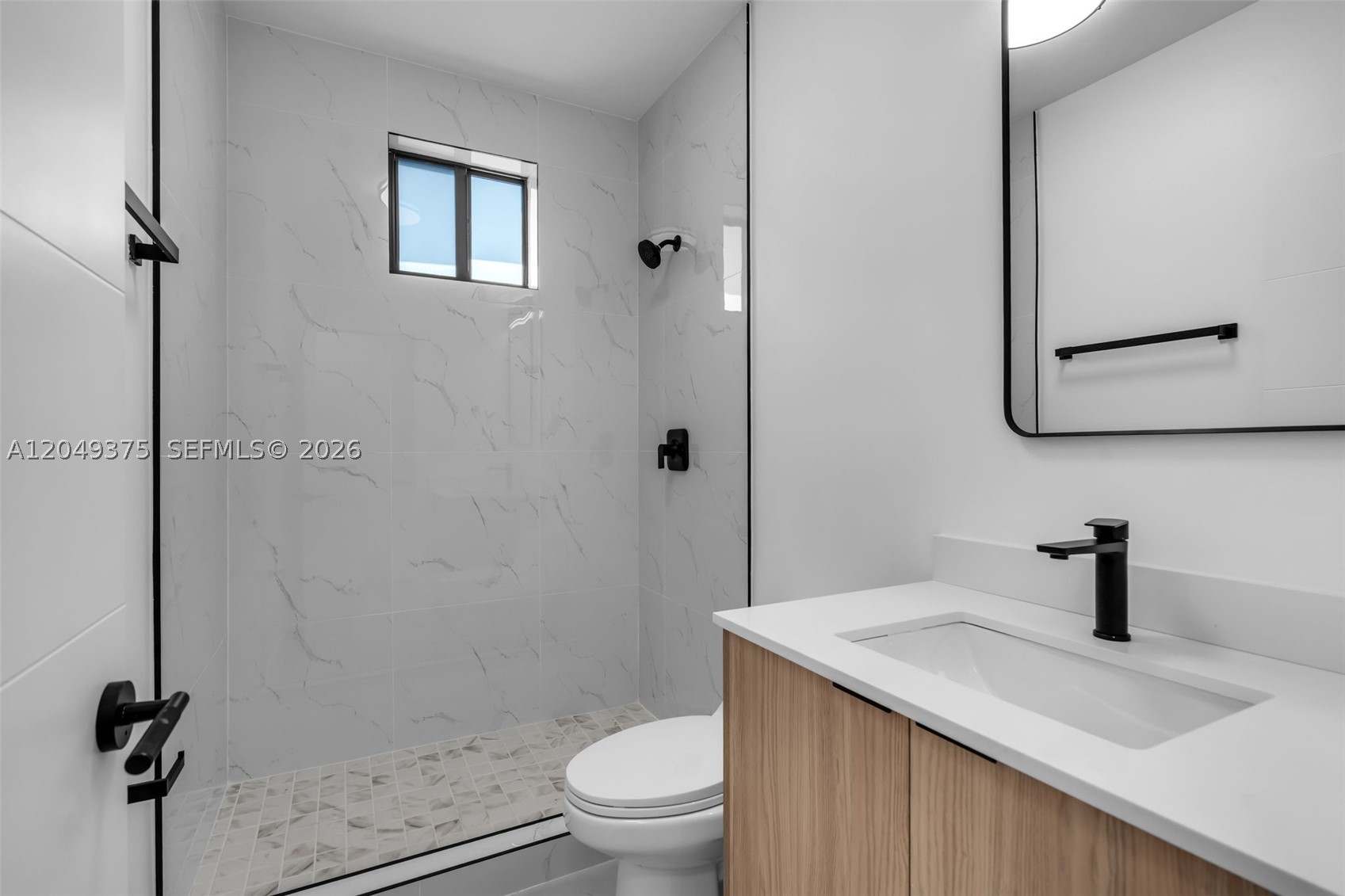 ORANGE RIDGE - Residential Lease