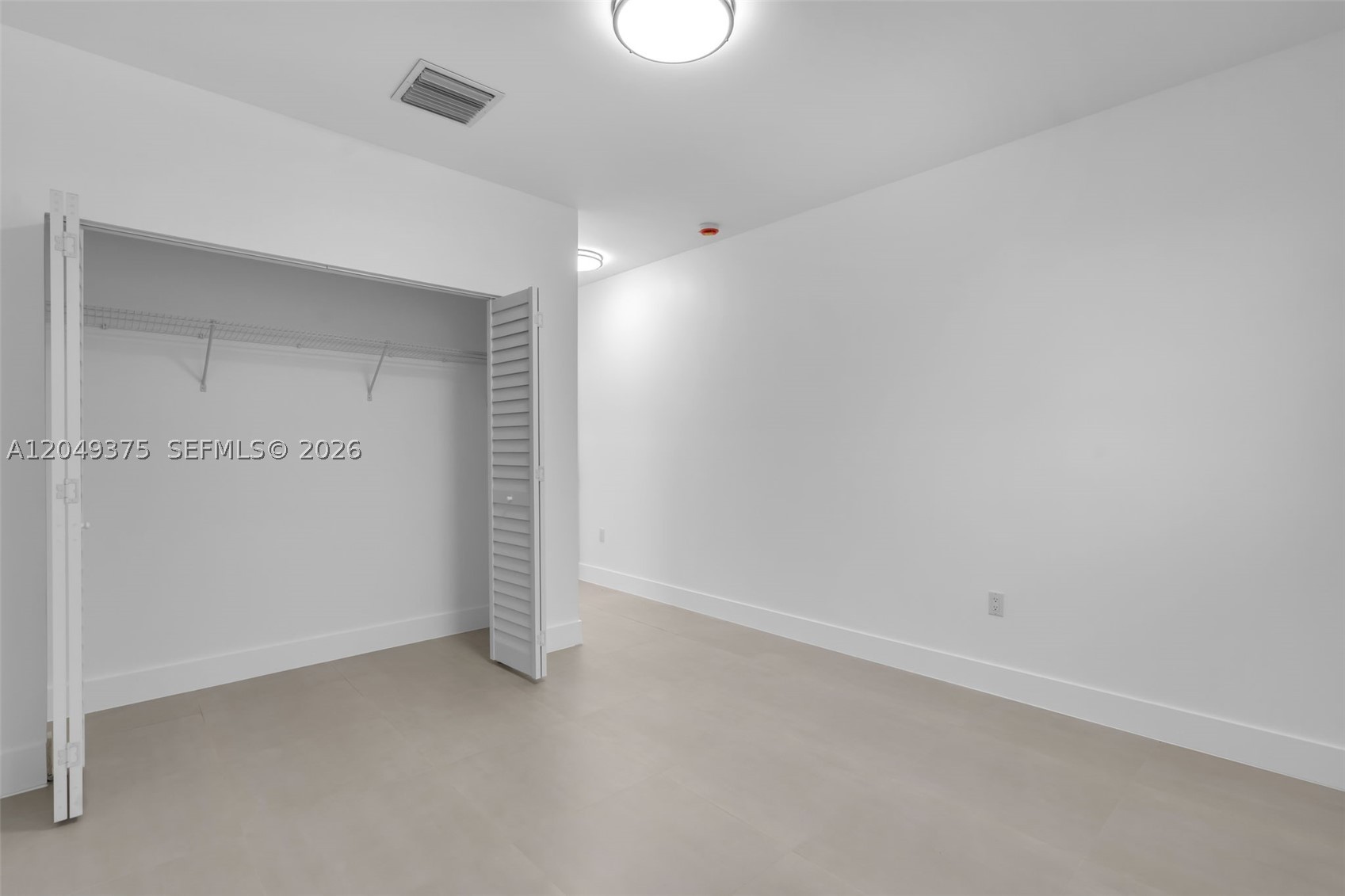 ORANGE RIDGE - Residential Lease