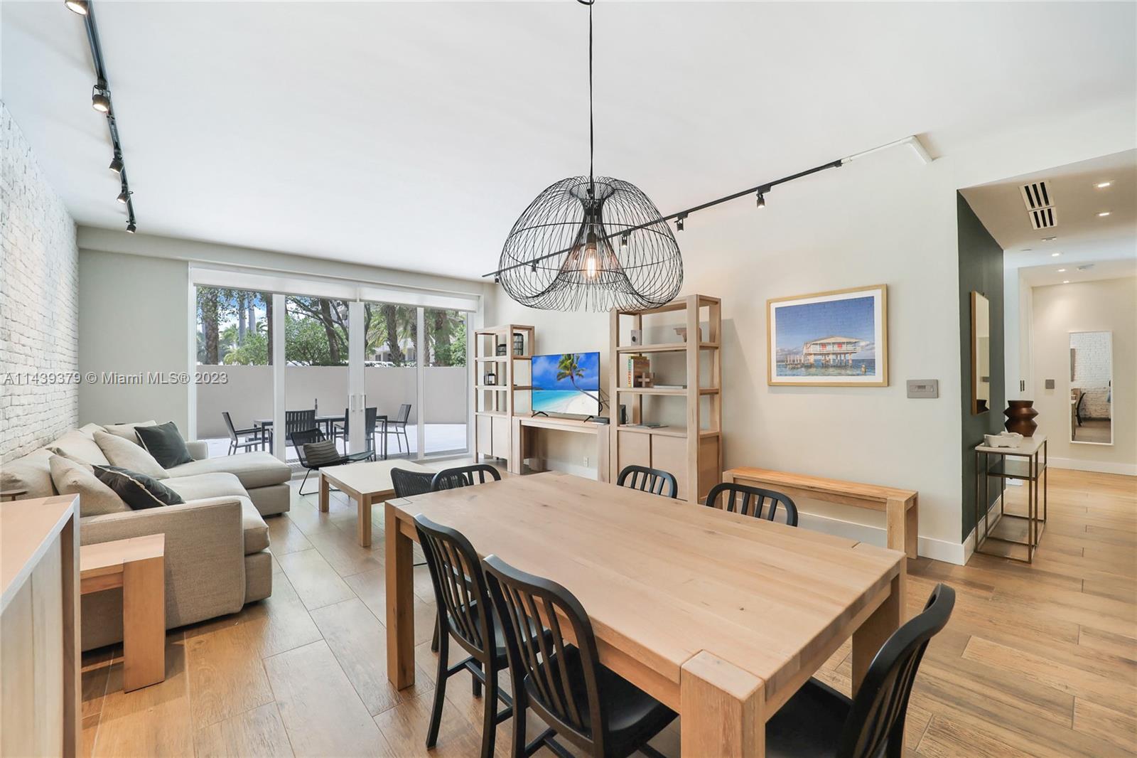 THE EMERALDBAY - Residential Lease