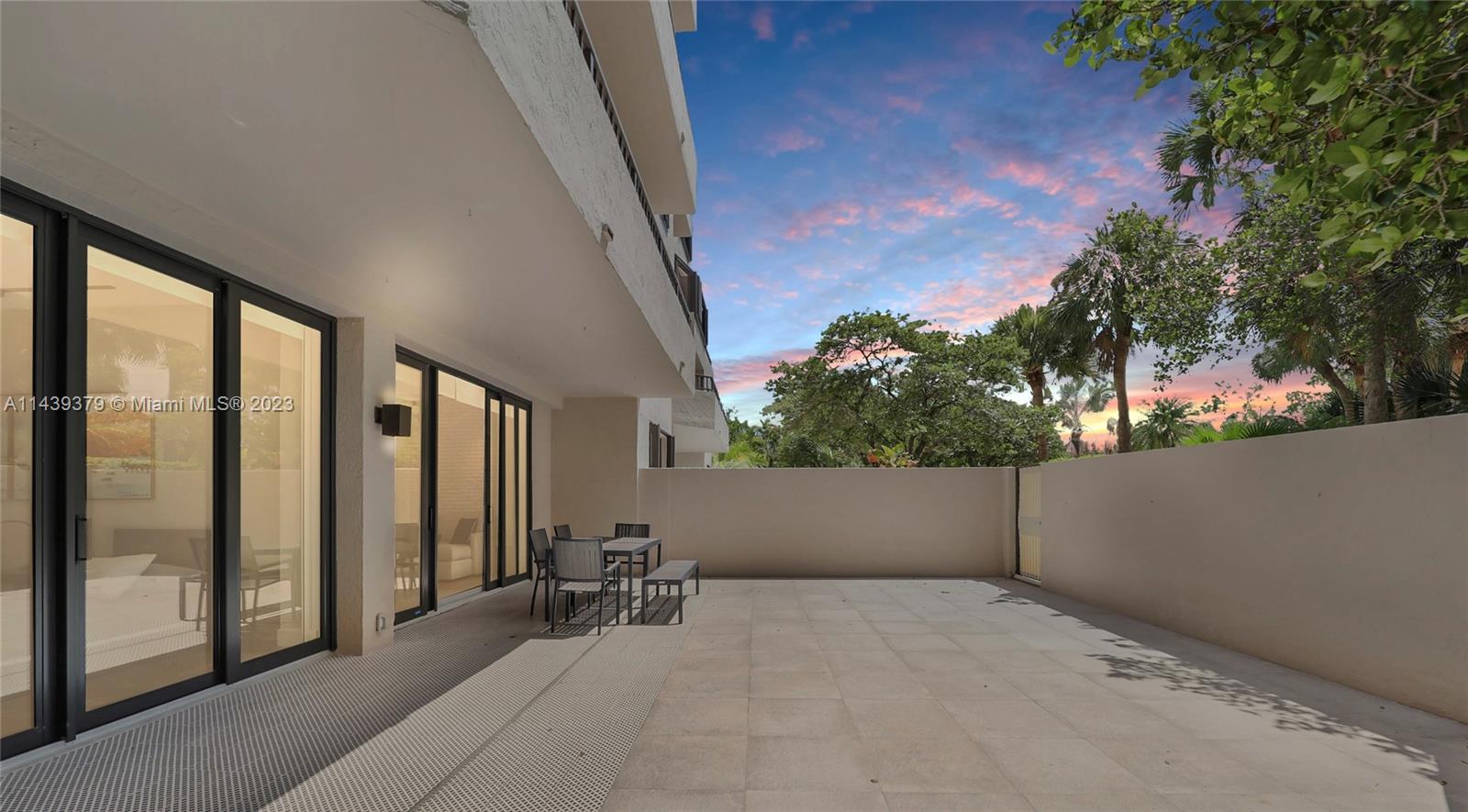 THE EMERALDBAY - Residential Lease