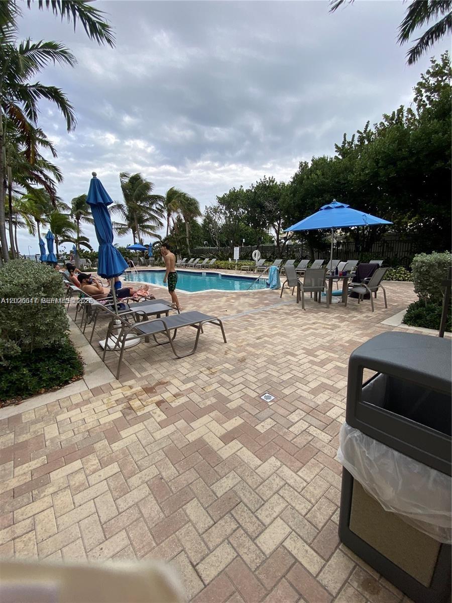 VUE CONDO - Residential Lease