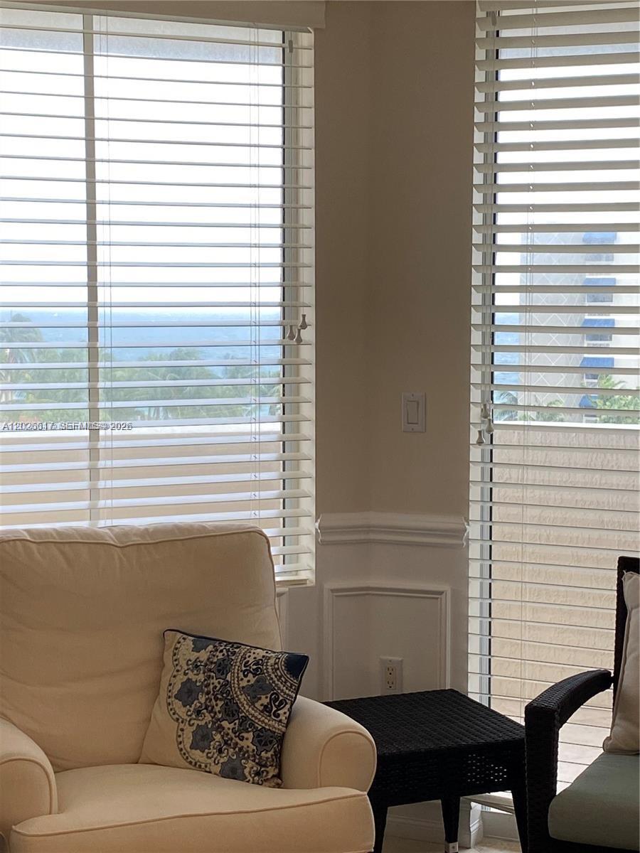 VUE CONDO - Residential Lease