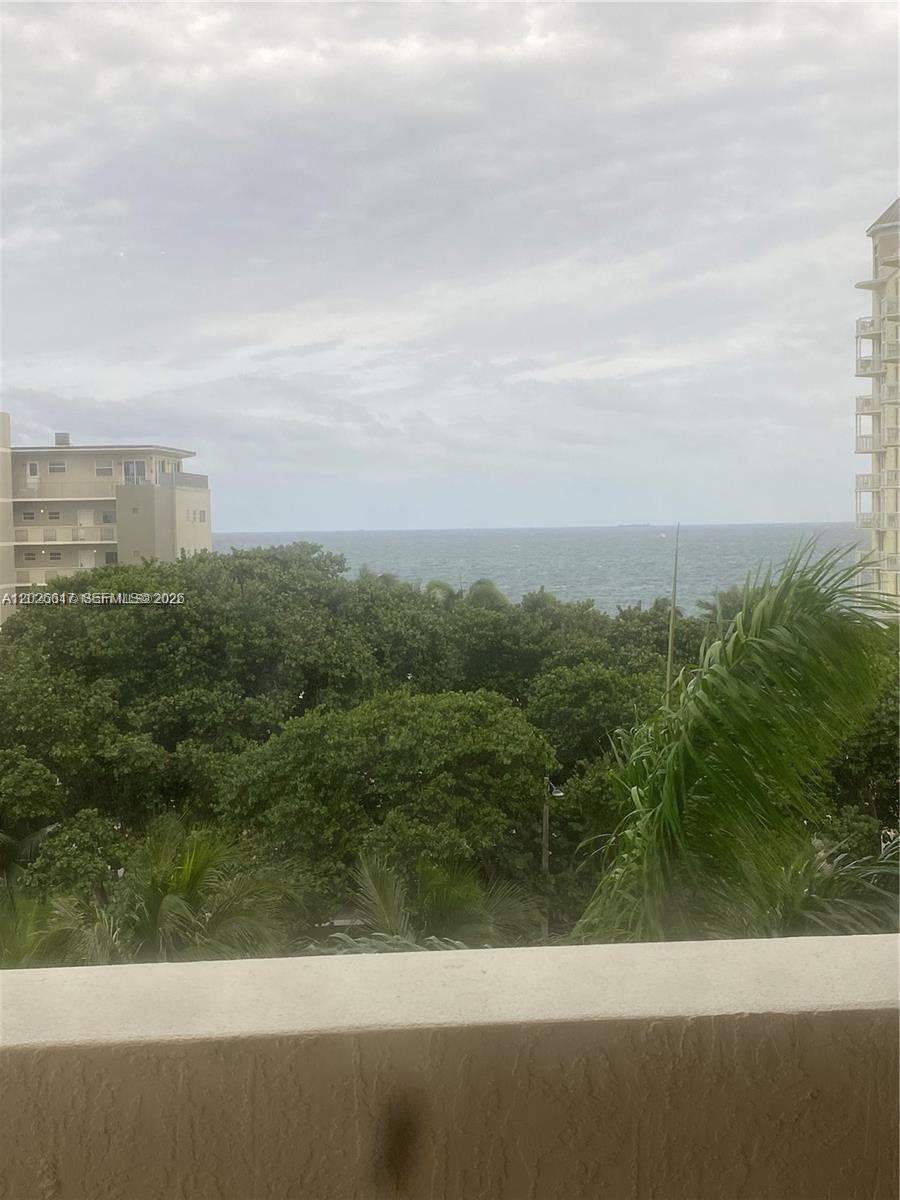 VUE CONDO - Residential Lease
