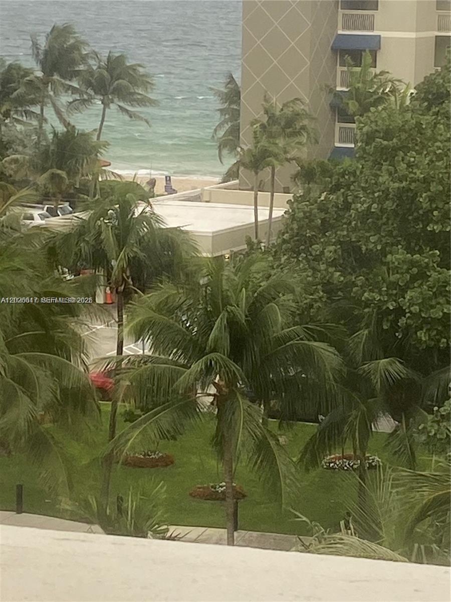 VUE CONDO - Residential Lease