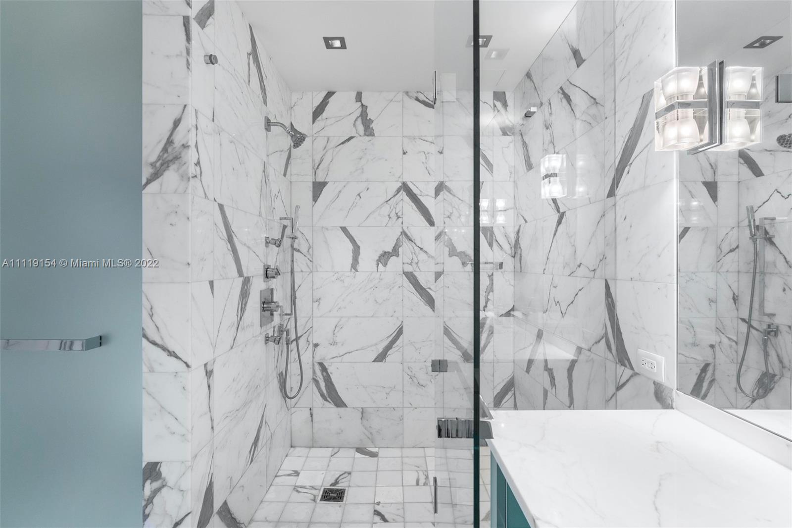 2201 COLLINS AVE CONDO - Residential