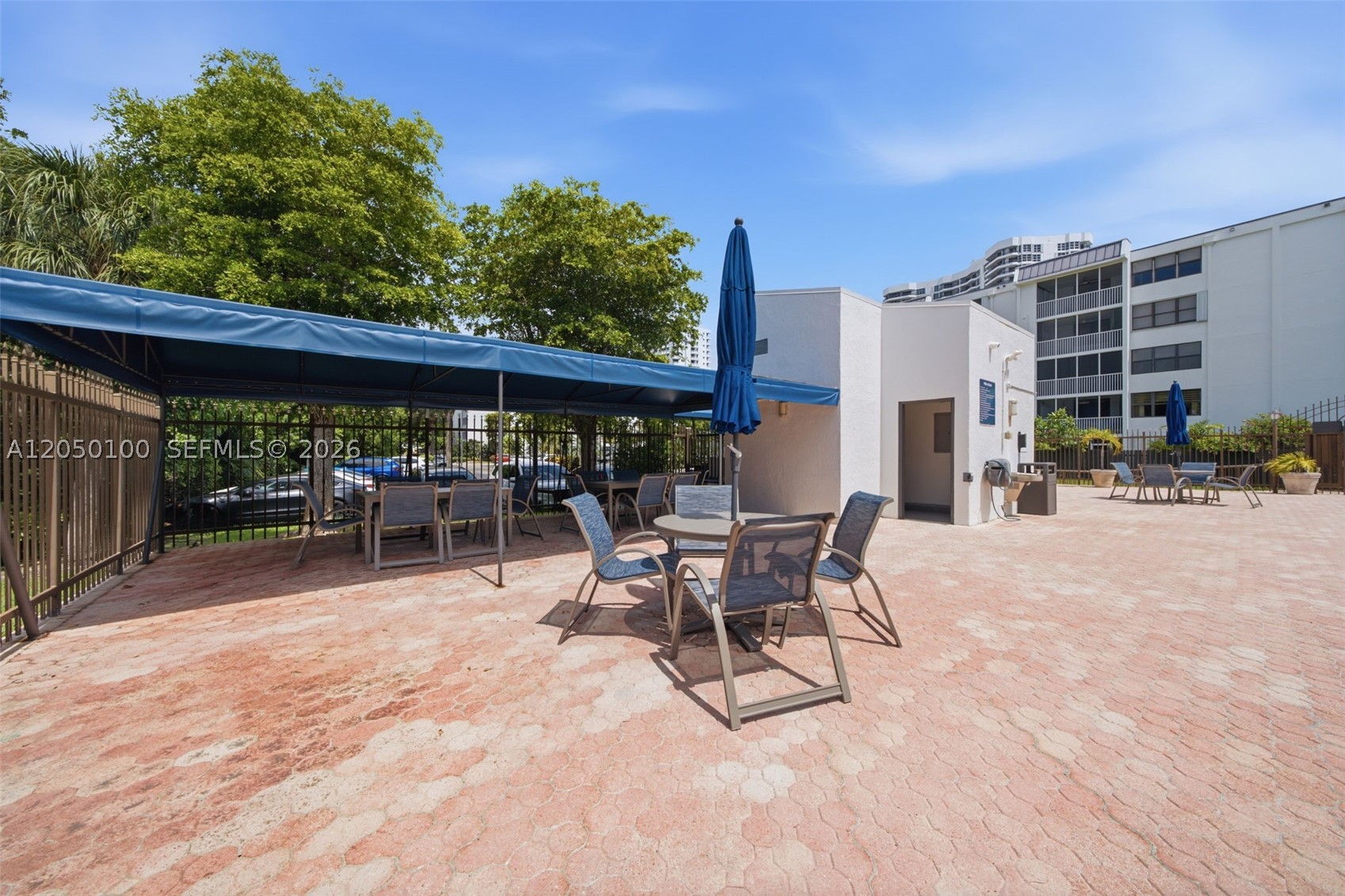 SOUTHVIEW AT AVENTURA CON - Residential