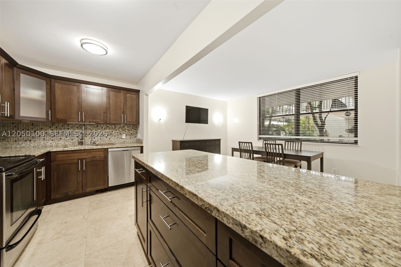 SOUTHVIEW AT AVENTURA CON - Residential