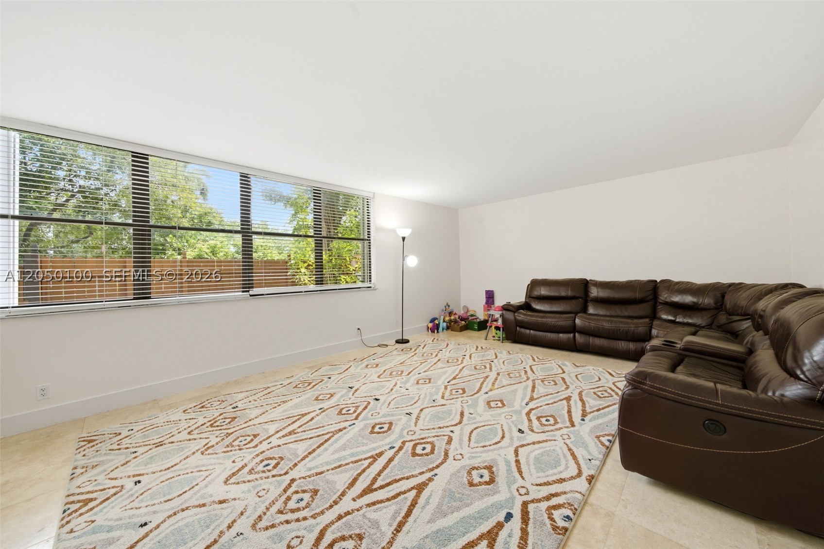 SOUTHVIEW AT AVENTURA CON - Residential