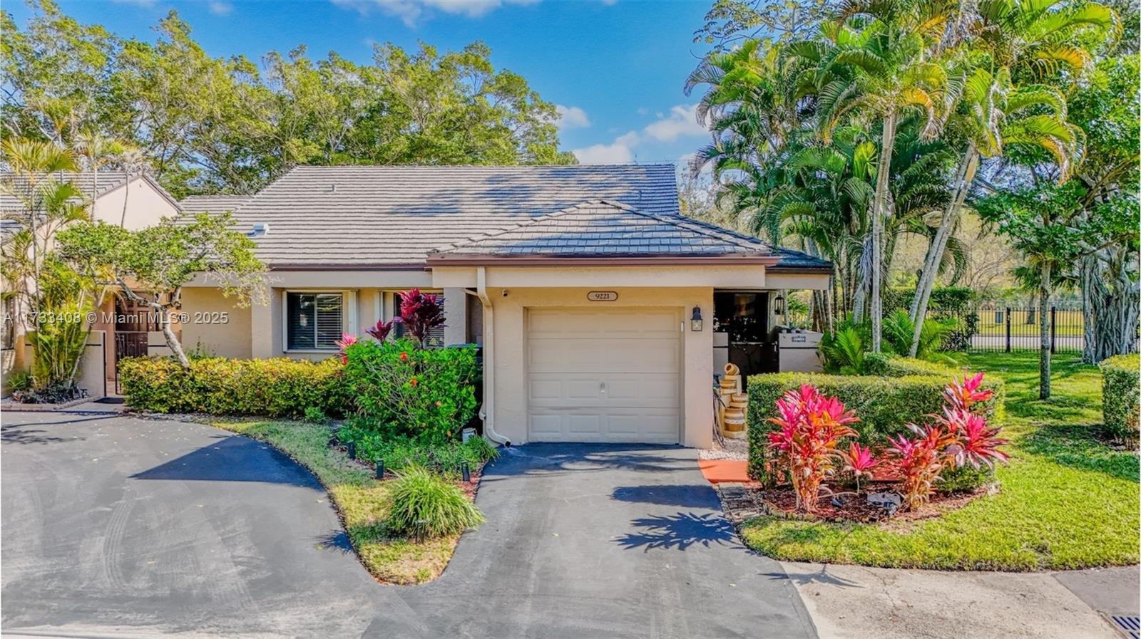 Located in the picturesque Chelsea community, this updated 3-bedroom, 2-bathroom villa blends comfort and style. The neighborhood features tree-lined streets, a clubhouse, a heated pool, a jacuzzi, a playground, and inviting social spaces. Inside, the open floor plan leads to a spacious patio perfect for entertaining. The remodeled kitchen boasts granite countertops, stainless steel appliances, and custom cabinetry. Stylish upgrades like new wood flooring, crown molding, and a custom barn door enhance the home’s charm. The master suite features walk-in closets and a renovated en-suite. The back patio, complete with new curtains and a mounted TV, creates a relaxing outdoor retreat. With fantastic community amenities, a welcoming atmosphere, and unique location, this home is a true gem!