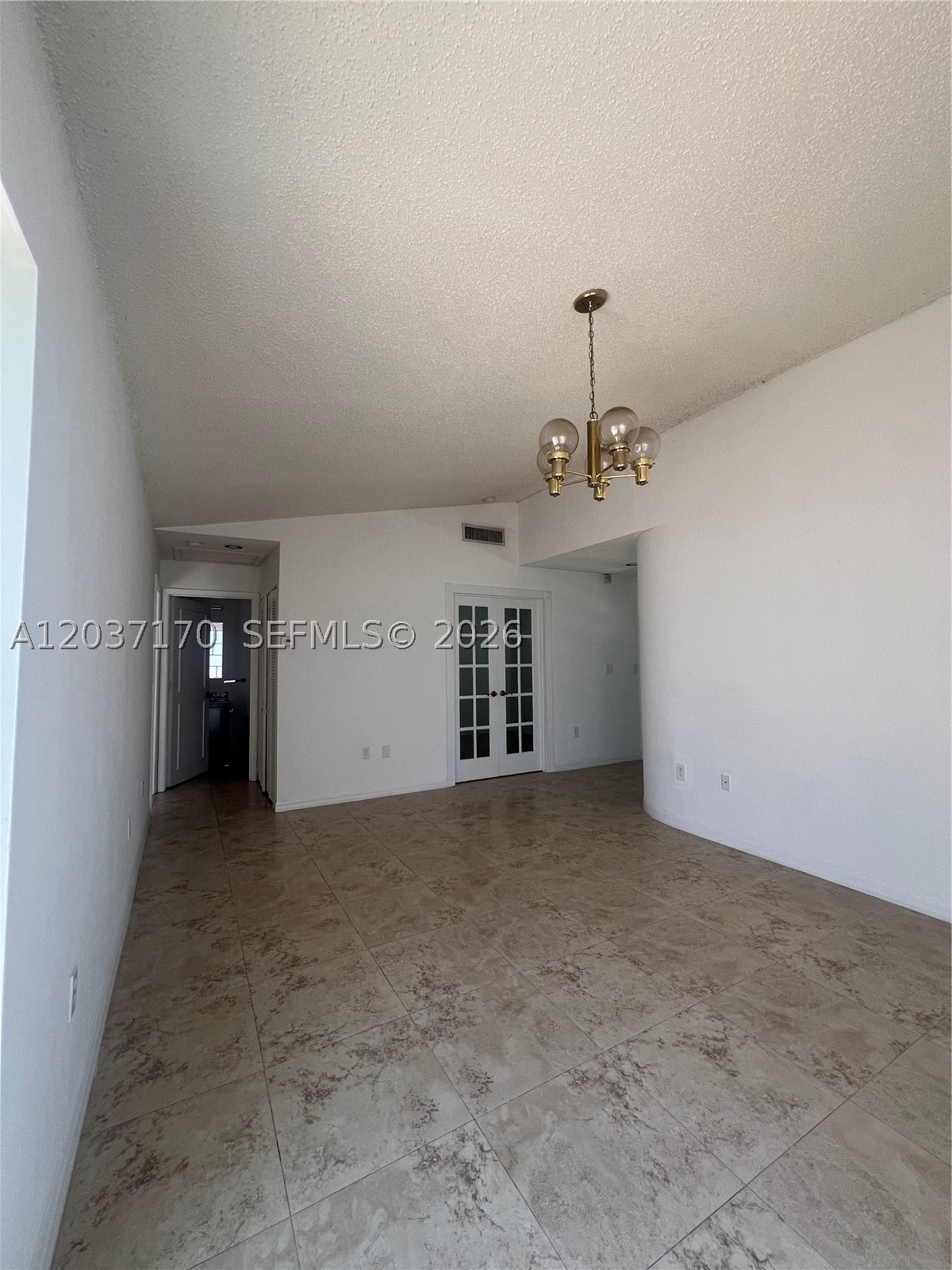 VILLAGE HOMES COUNTRY WALK - Residential Lease