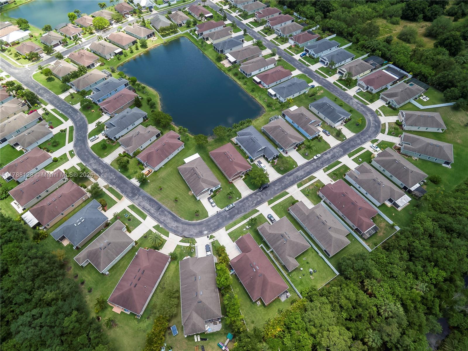 SEBASTIAN RIVER LANDING P - Residential