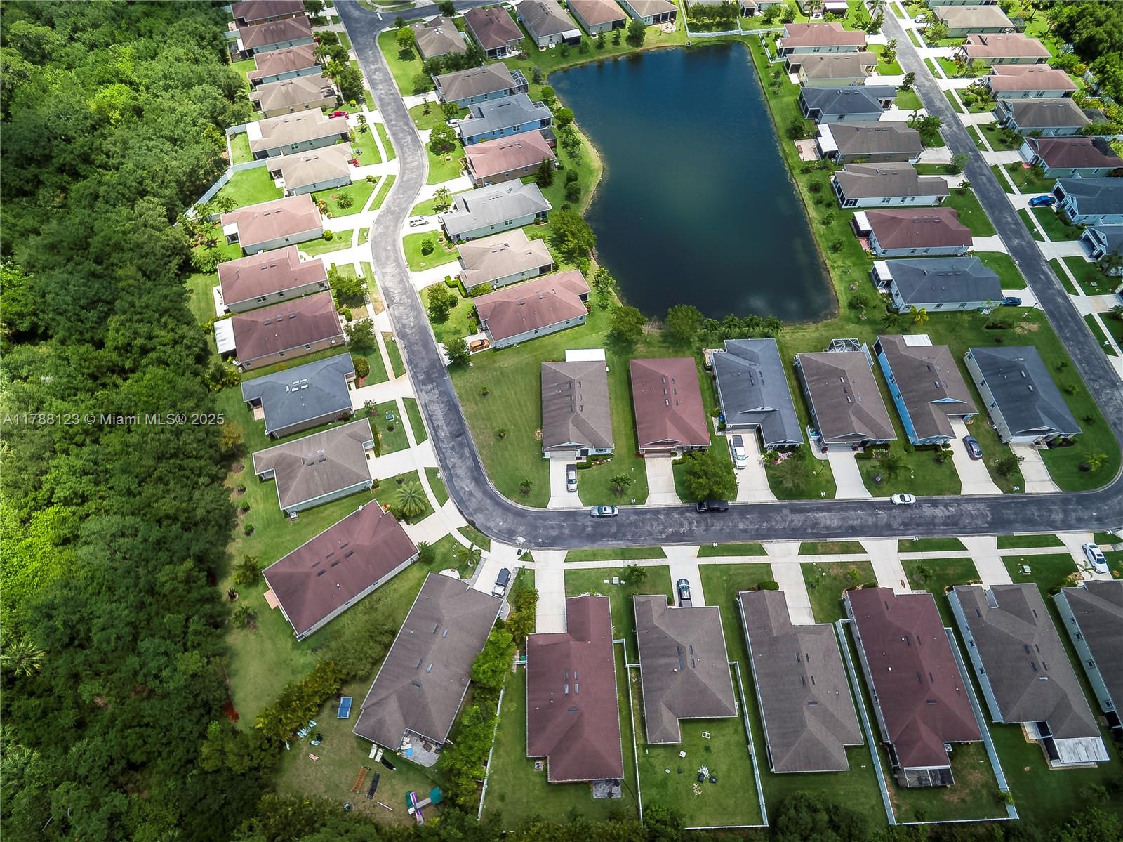 SEBASTIAN RIVER LANDING P - Residential