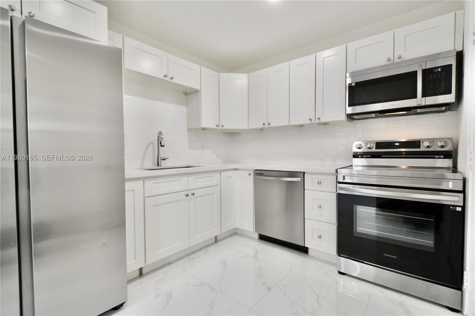 PUERTA DEL SOL CONDO - Residential Lease