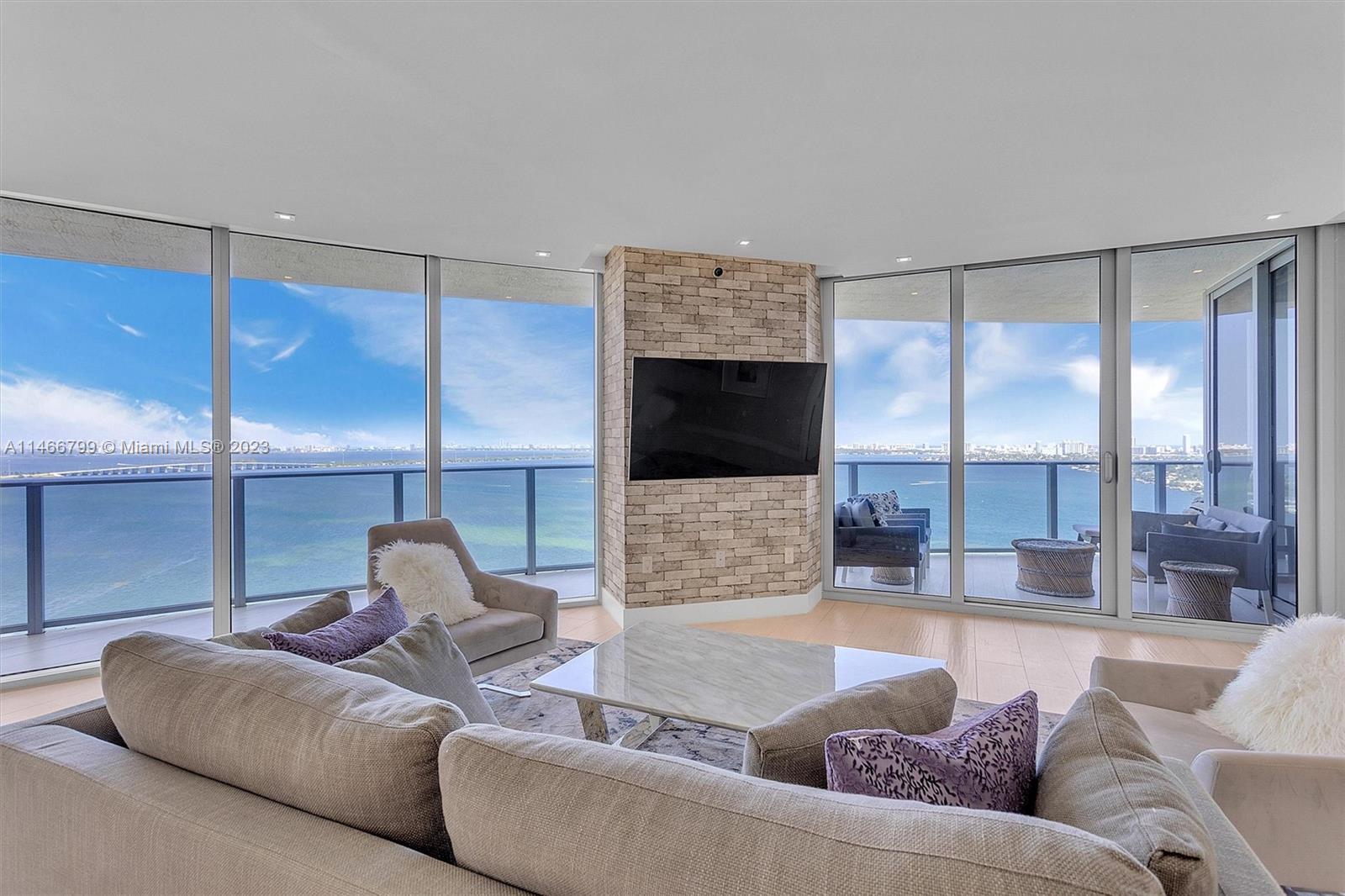 ARIA ON THE BAY CONDO - Residential Lease