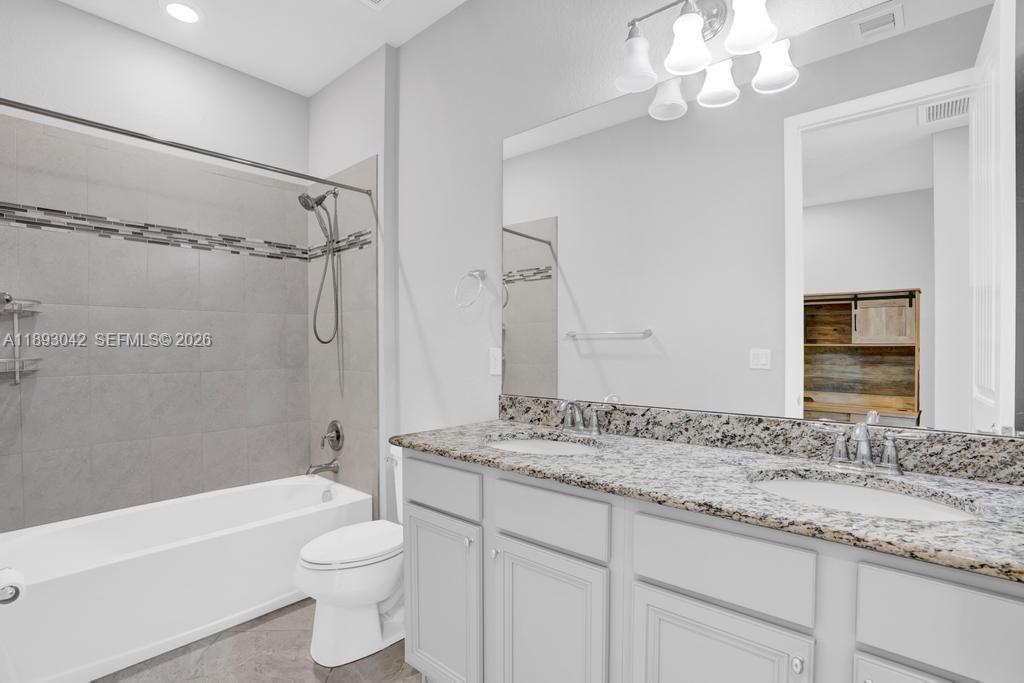 HILLCREST COUNTRY CLUB SO - Residential