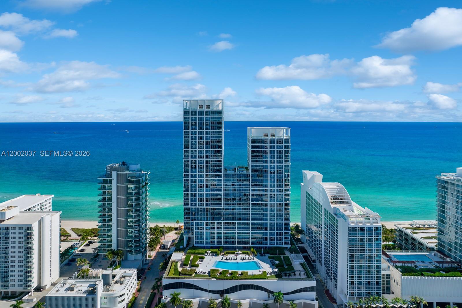 NORTH CARILLON BEACH COND - Residential