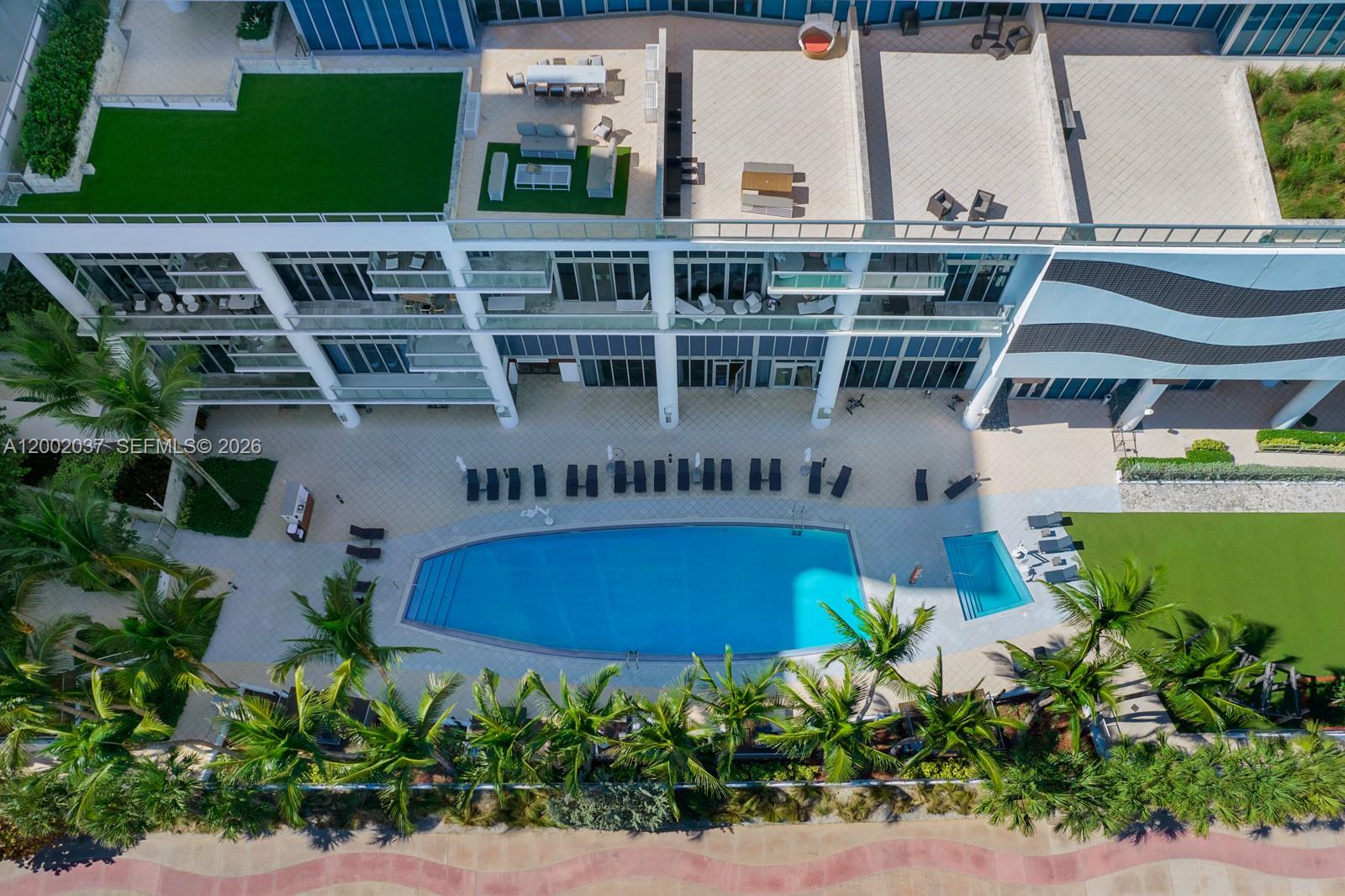 NORTH CARILLON BEACH COND - Residential