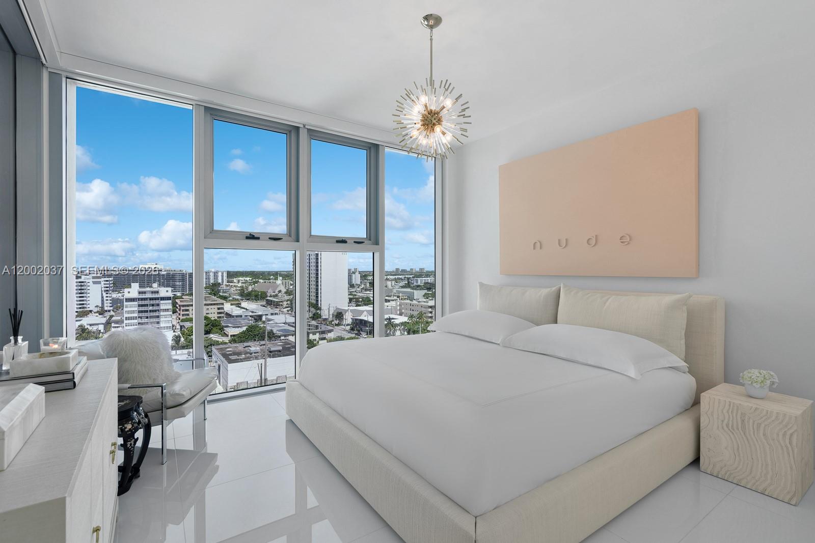NORTH CARILLON BEACH COND - Residential