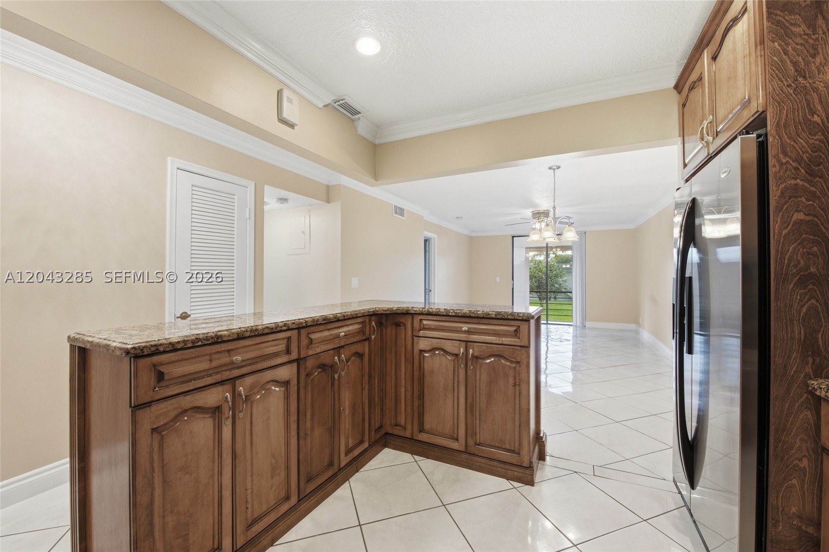 FOREST HILLS CONDO NORTH - Residential Lease