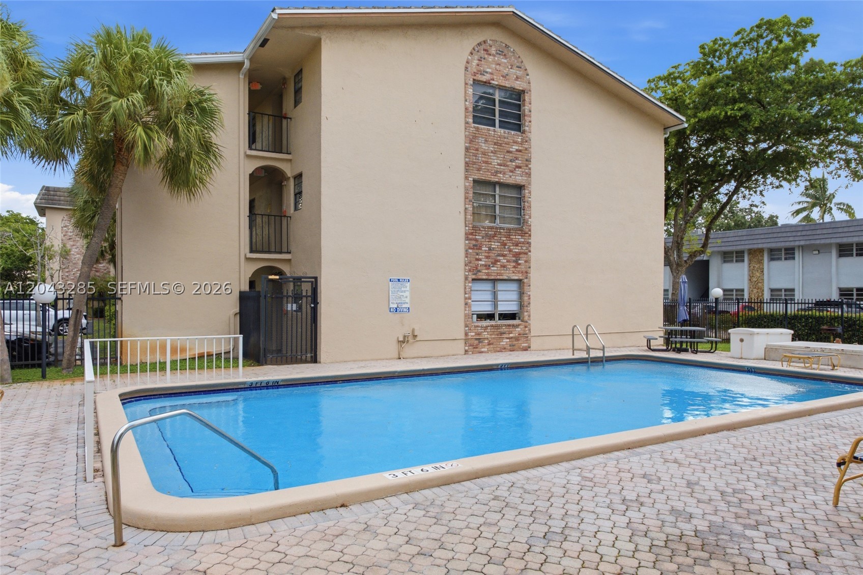 FOREST HILLS CONDO NORTH - Residential Lease