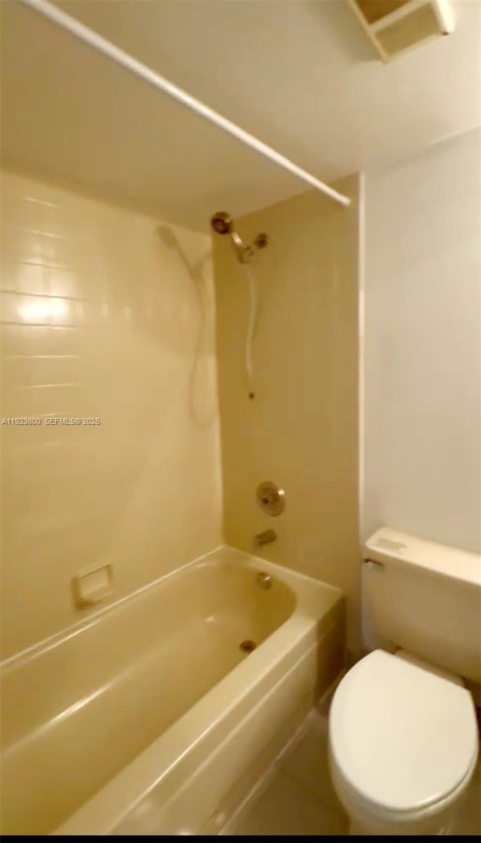 EDGEWATER CONDO - Residential Lease