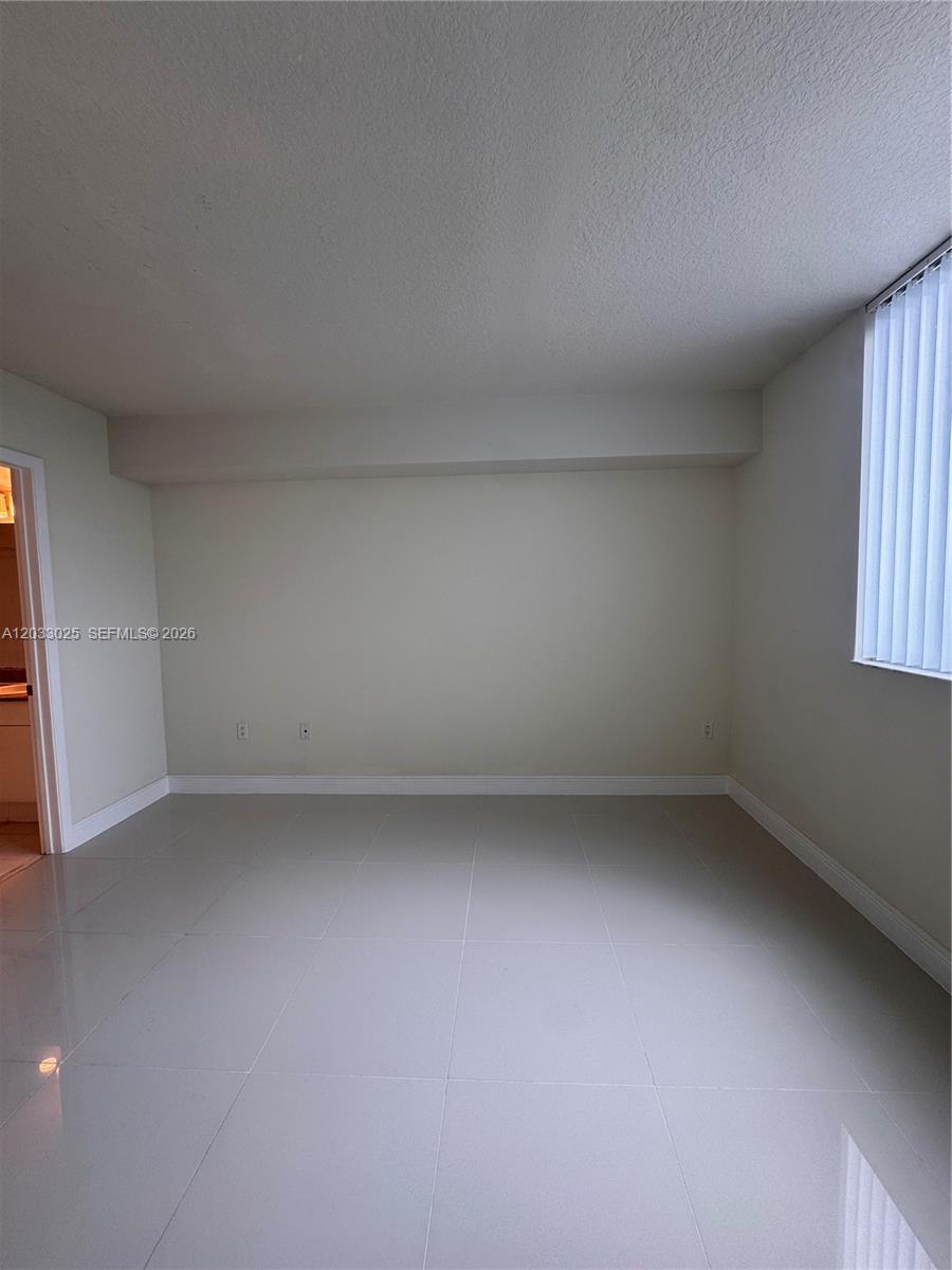 TERRAZAS RIVERPARK VILLAG - Residential
