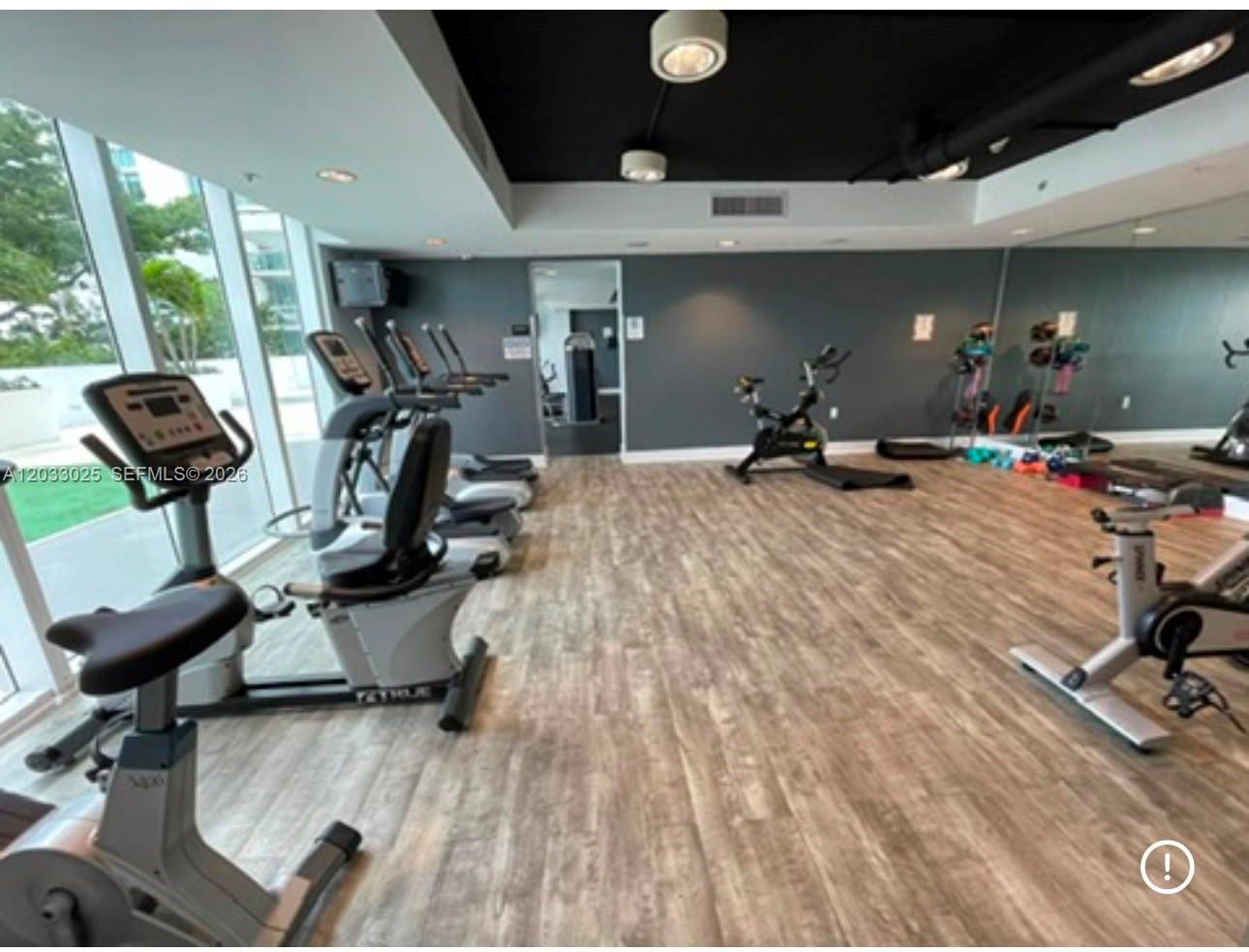 TERRAZAS RIVERPARK VILLAG - Residential
