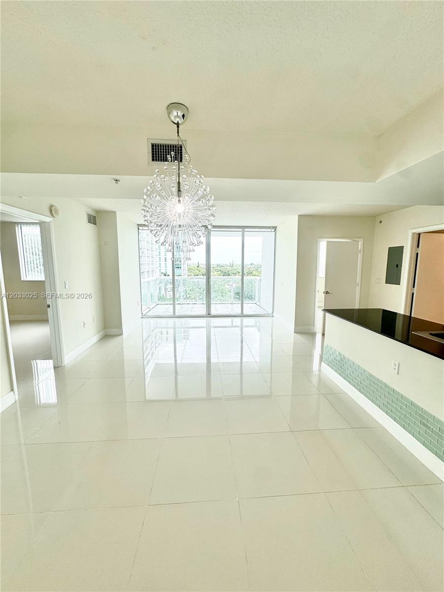 TERRAZAS RIVERPARK VILLAG - Residential