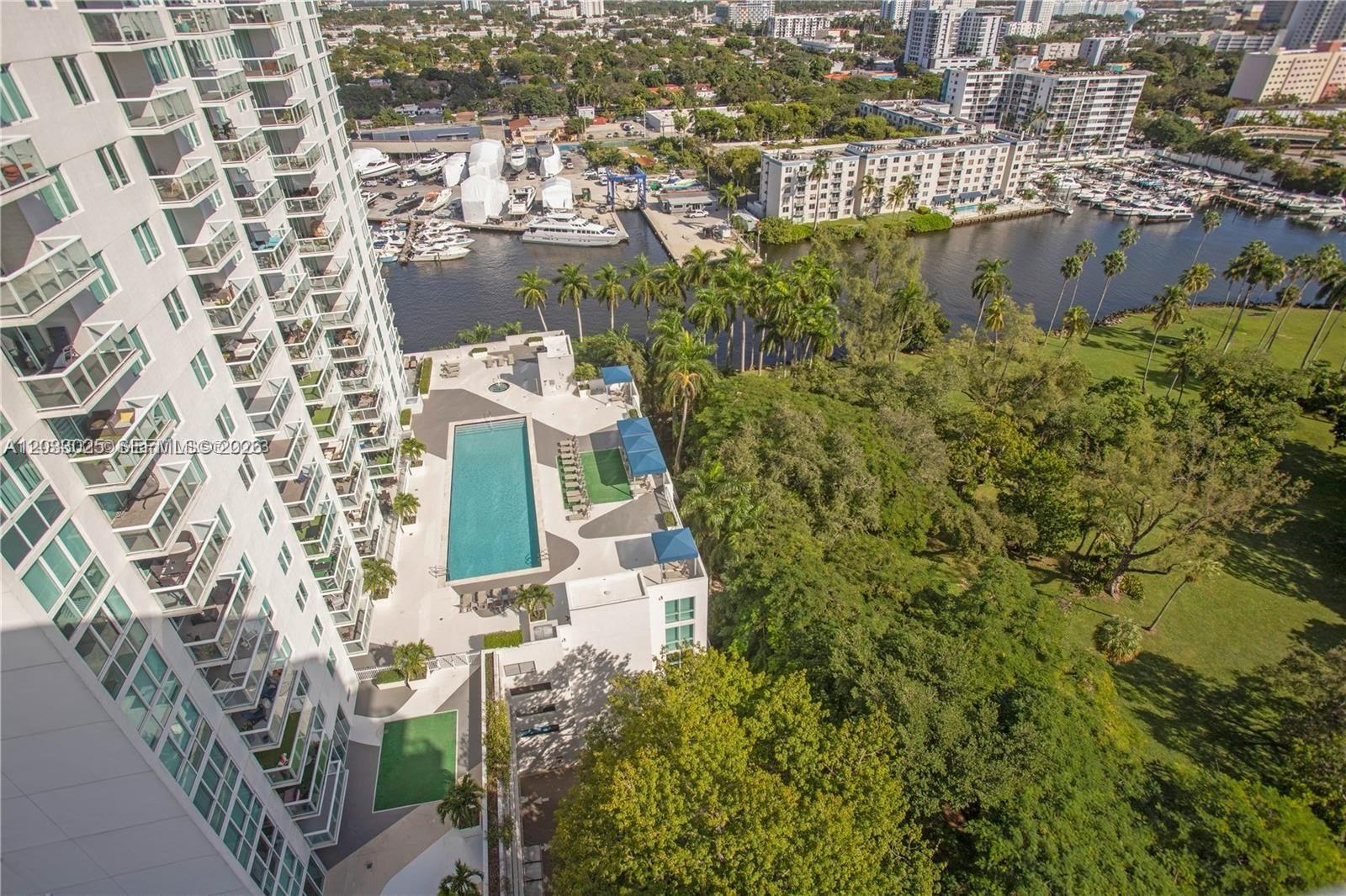 TERRAZAS RIVERPARK VILLAG - Residential
