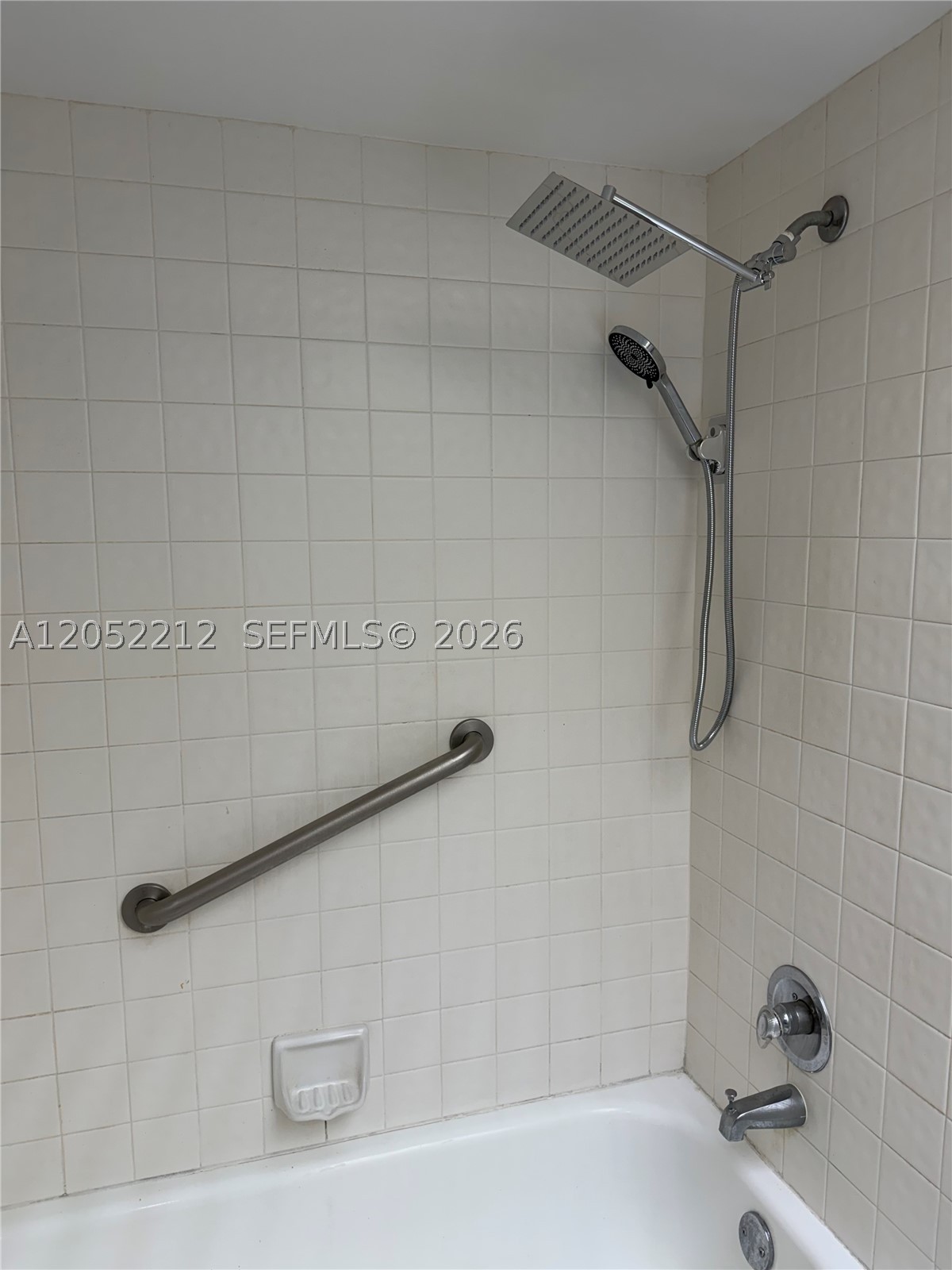 CAMBRIDGE AT CENTURY VILL - Residential Lease