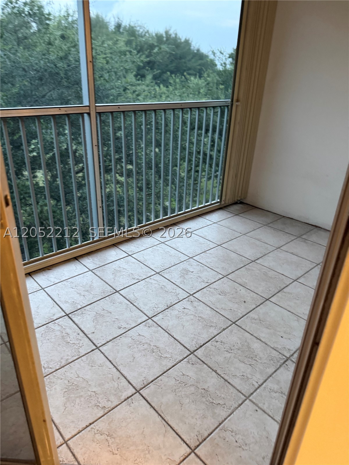 CAMBRIDGE AT CENTURY VILL - Residential Lease