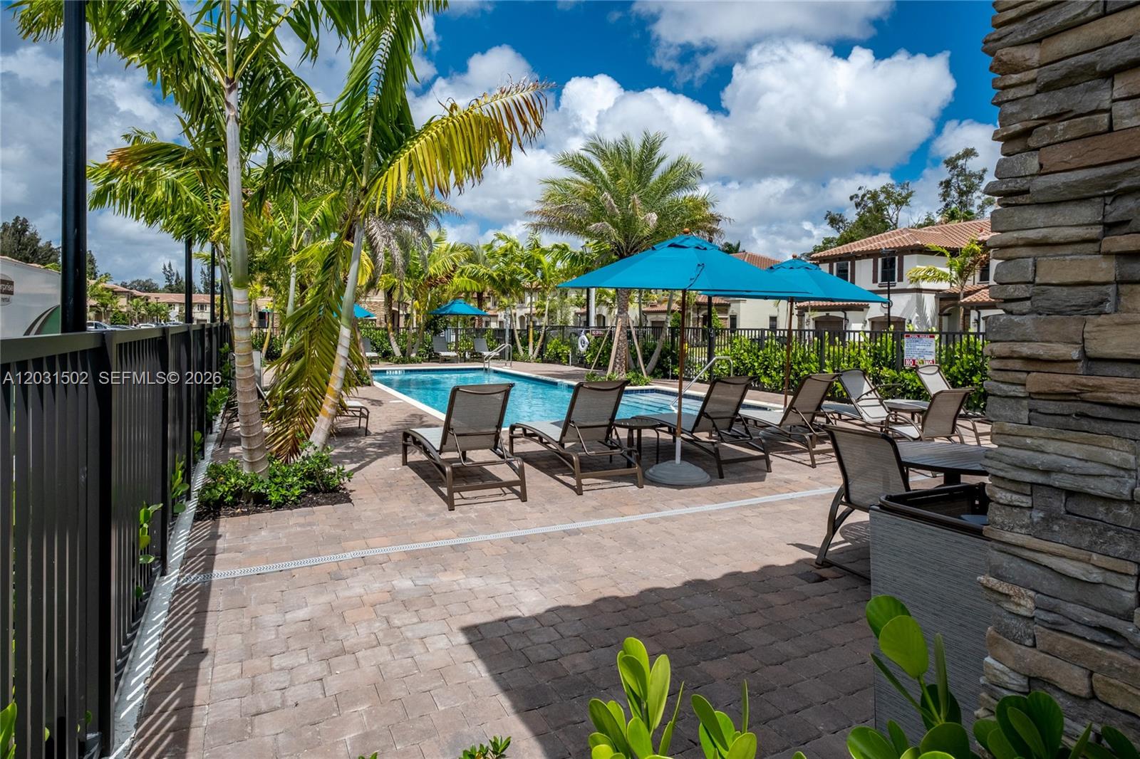 MAGNOLIA TRAILS - Residential Lease