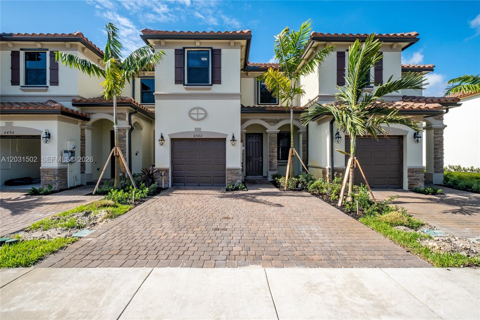 MAGNOLIA TRAILS - Residential Lease