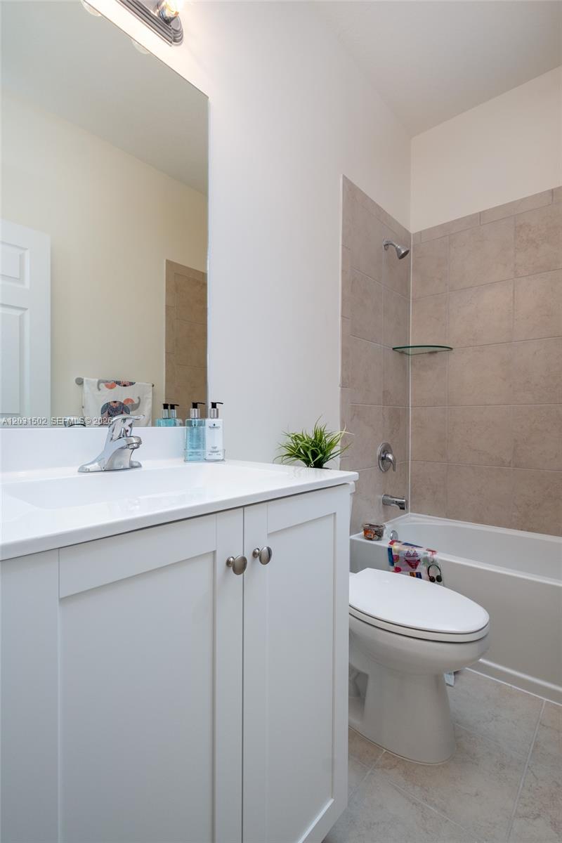 MAGNOLIA TRAILS - Residential Lease