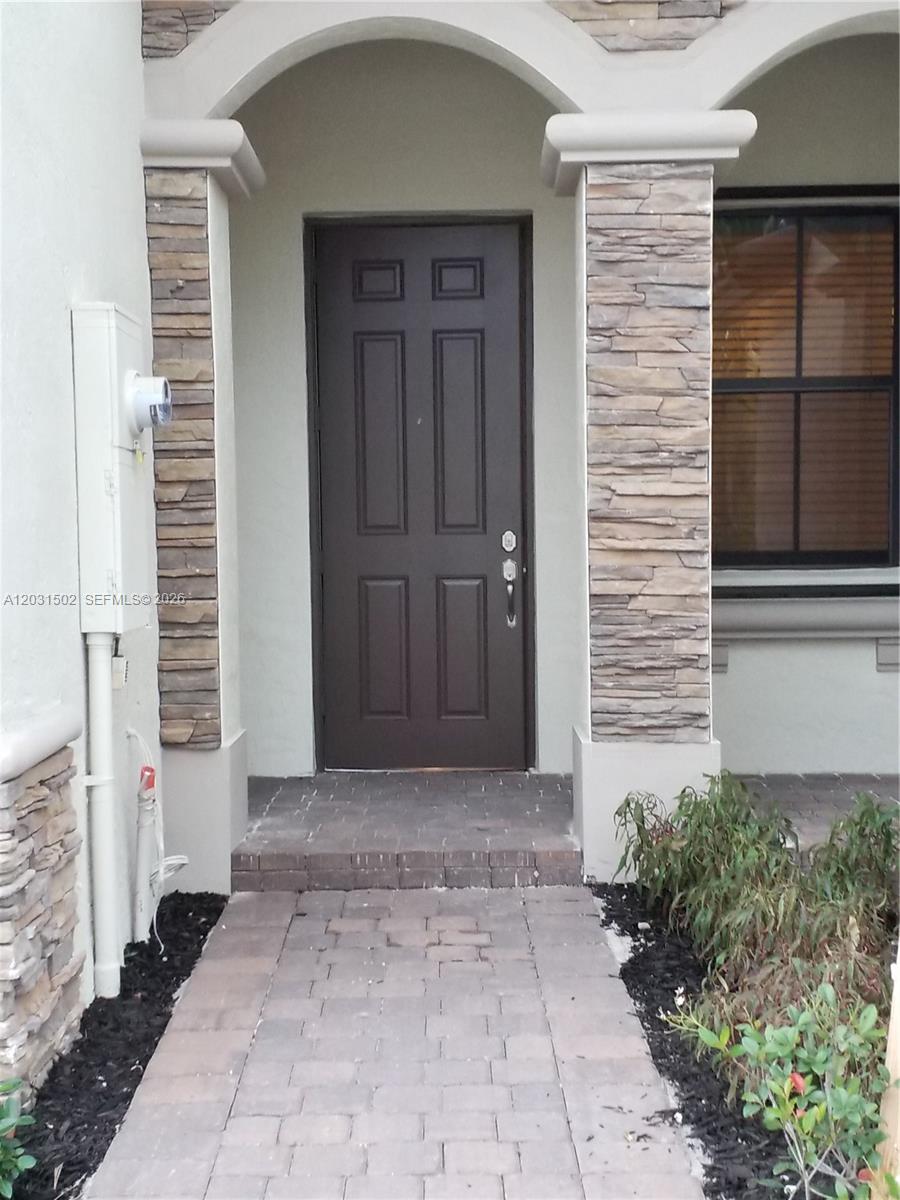MAGNOLIA TRAILS - Residential Lease