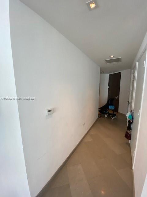 REACH CONDO - Residential Lease