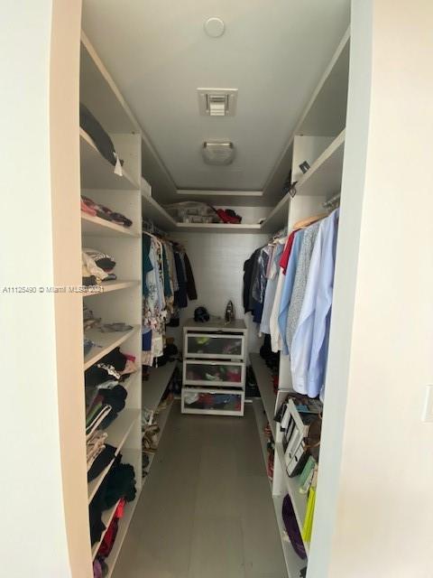 REACH CONDO - Residential Lease