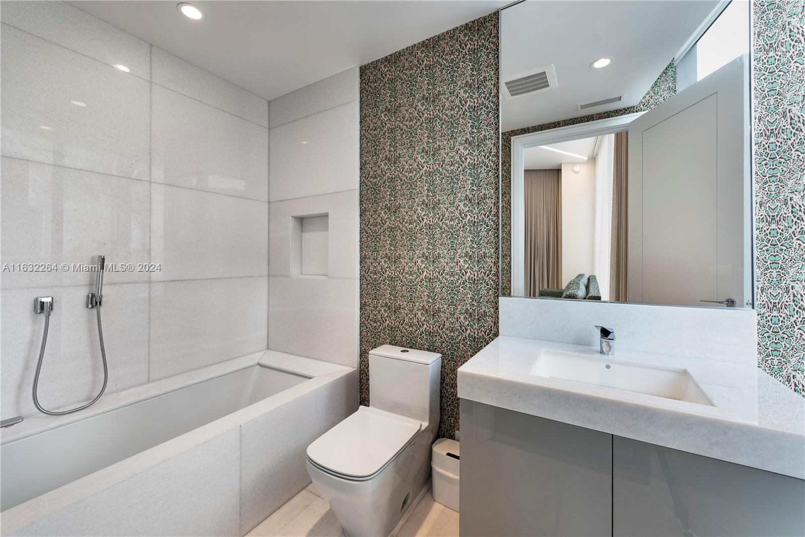 Aqualina Estates - Residential