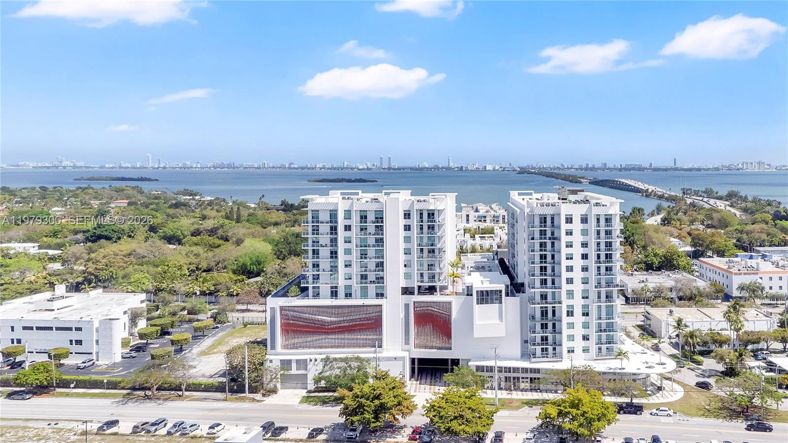 QUADRO CONDO - Residential