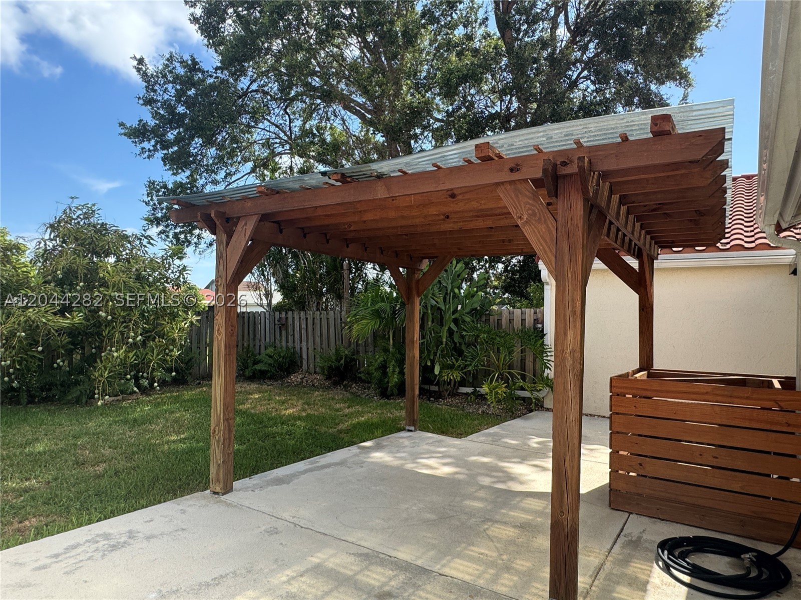 DEERWOOD ESTATES - Residential