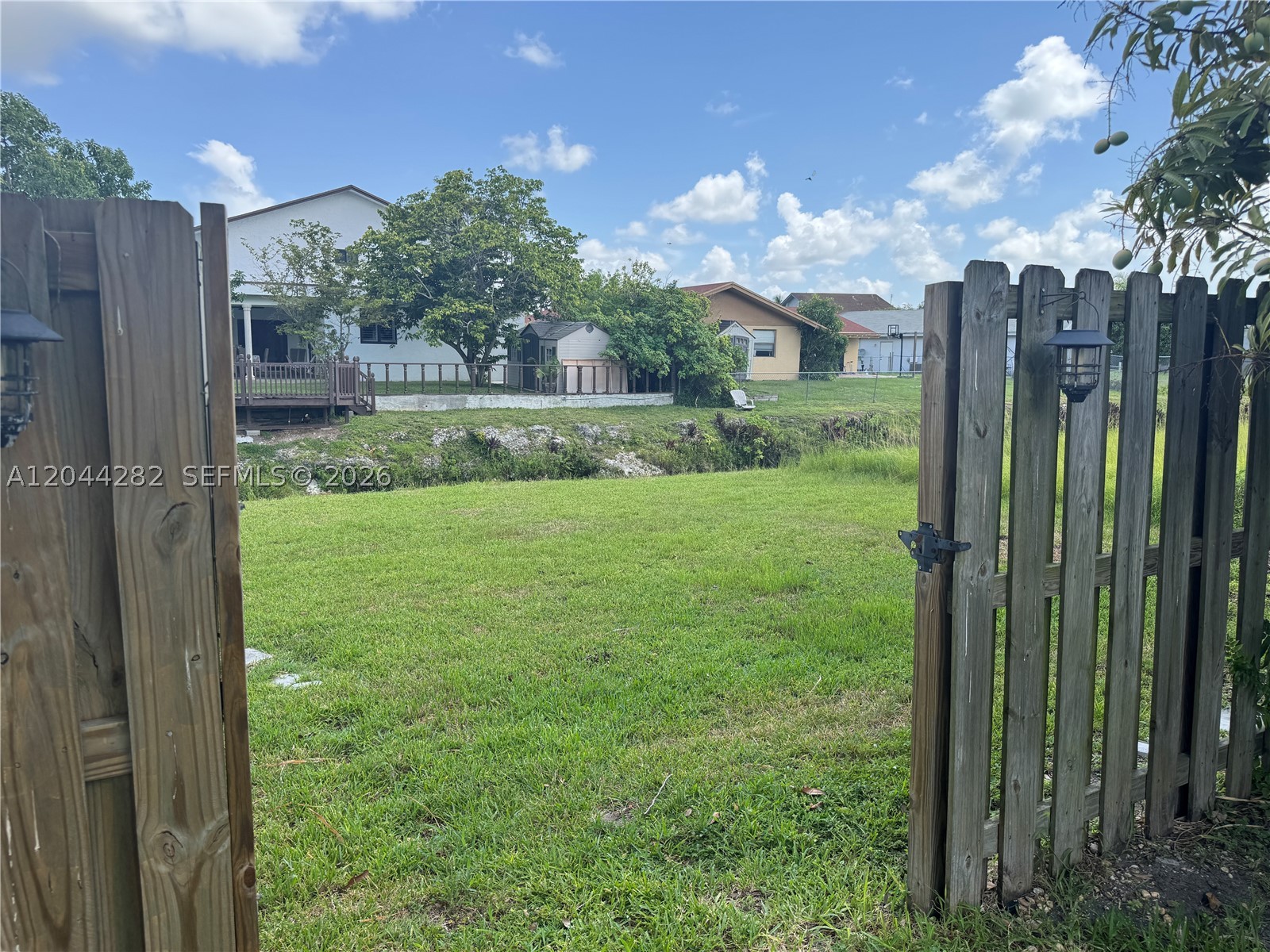 DEERWOOD ESTATES - Residential