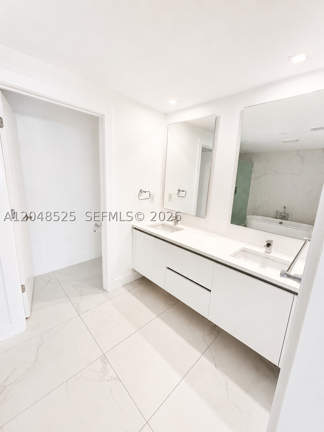 SABBIA BEACH CONDO - Residential