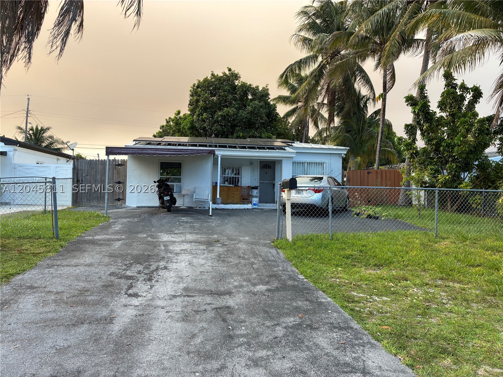 Seller said Sell Now! 2/1 main house, 2 - 1/1 efficiencies currently rented = collecting $1900 a month. The property will be vacant at closing.Features: SOLAR PV SYSTEM - 2023, METAL REROOF-2023, AC - 2024, treated for termites - 2024, property on septic tank. Electric bill $35.94 a month! The owner has loved and cared for this home for over 24 years and has made the best memories.... now it's time to make it yours.