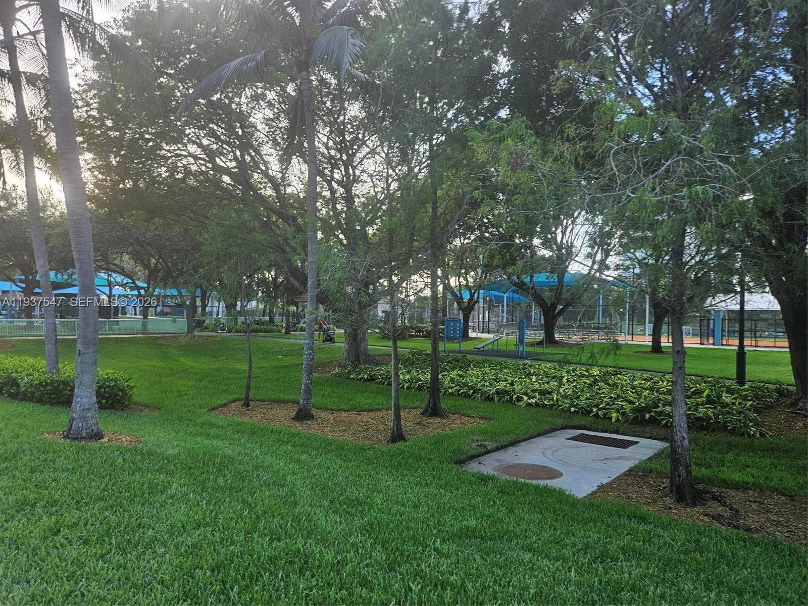 AVENTURA MARINA CONDO NUM - Residential