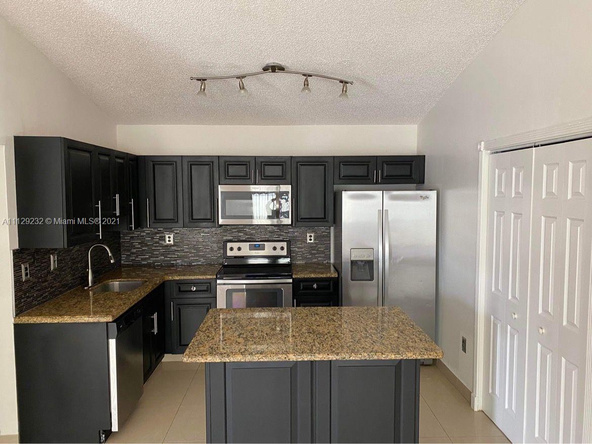 DEERWOOD ESTATES - Residential